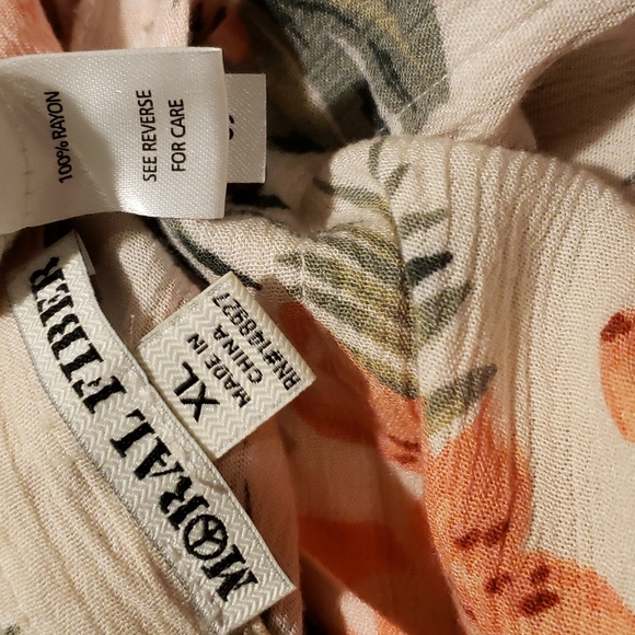 Moral Fiber Blouse - Picture 7 of 7